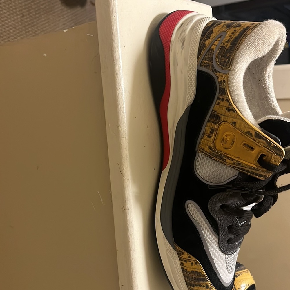 Gucci Ultrapace Sneaker - Picture 9 of 10